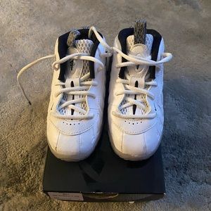 Gently worn Nike Posite one 7C
